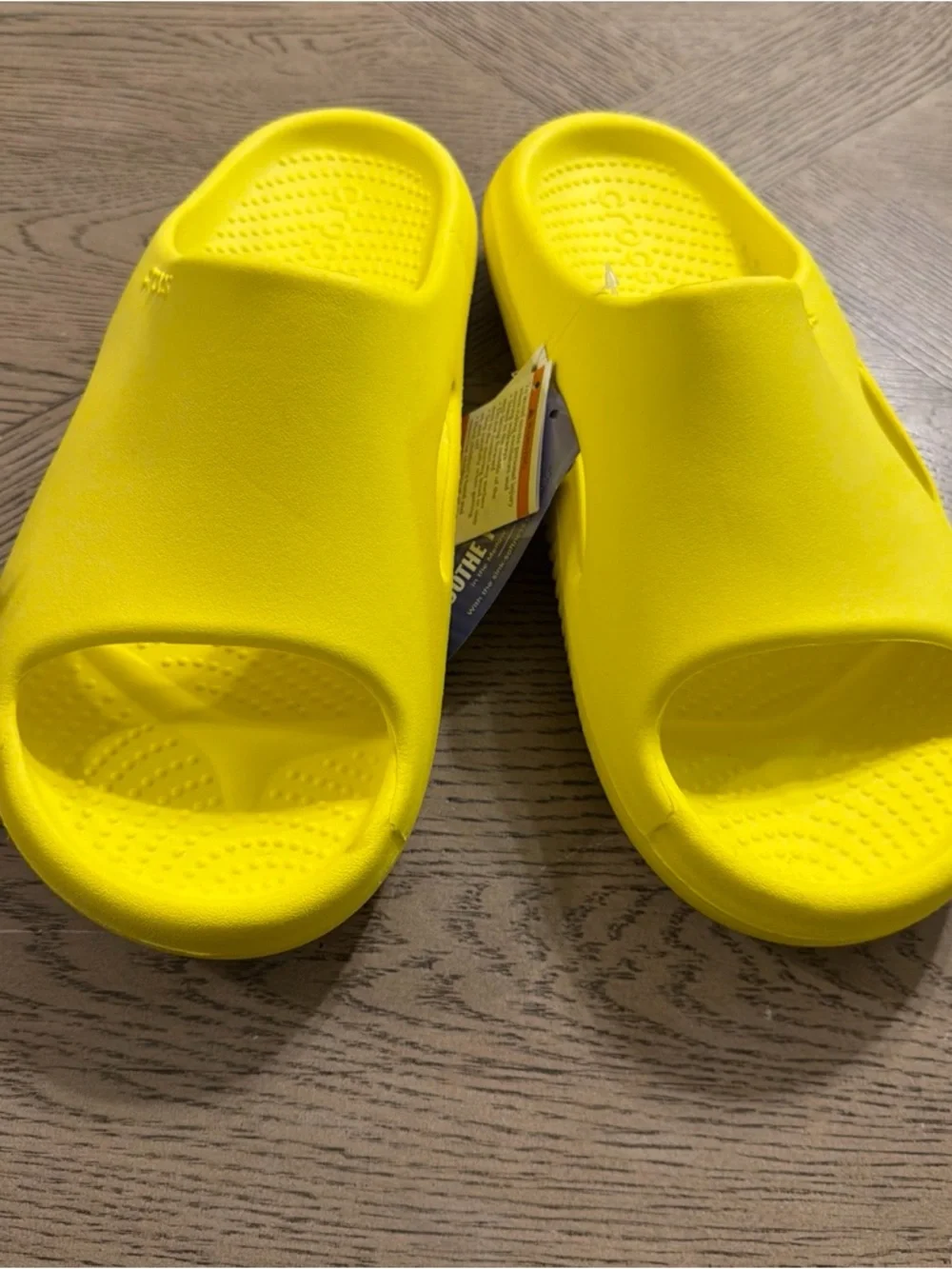 CROCS UNISEX 208392-001 MELLOW RECOVERY SLIDE SIZE M9/W11 Brand New